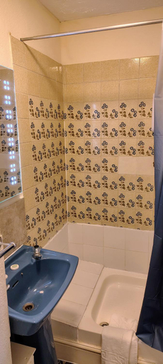 Bathroom 3, The Ellesmere Hotel Eastbourne, East Sussex