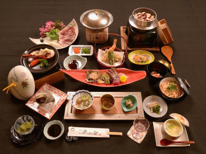 Food & Drinks 5, Hotel Resea Minamichita, Minamichita