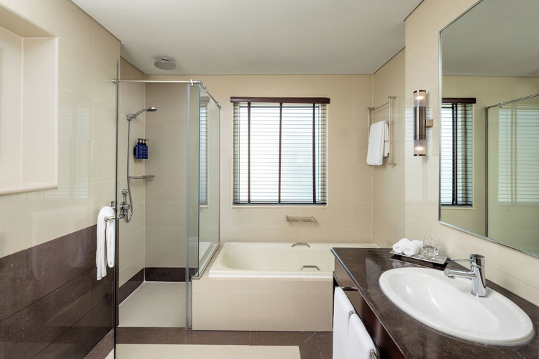 Bathroom 2, Radisson Blu Hotel, Dubai Barsha Heights, Dubai