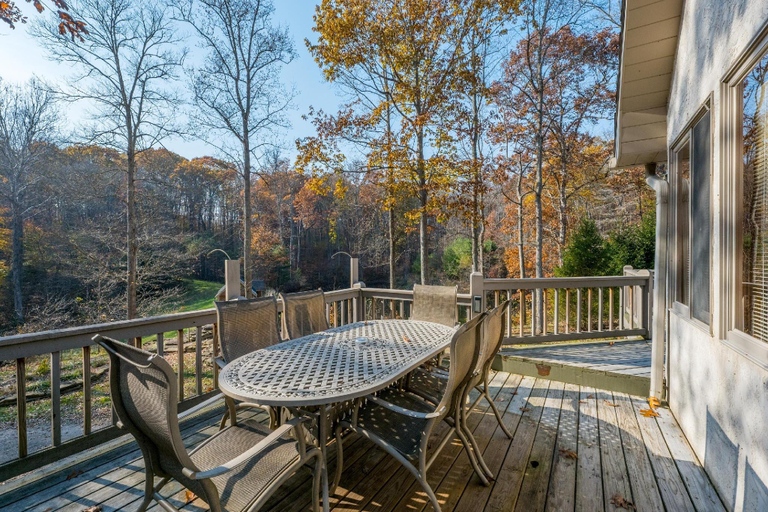 Others 5, Cherry Ridge Retreat Luxury Cabins, Hocking