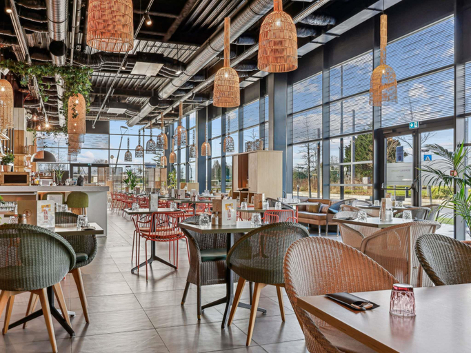 Food & Drinks 4, Mercure Paris Orly Airport, Essonne