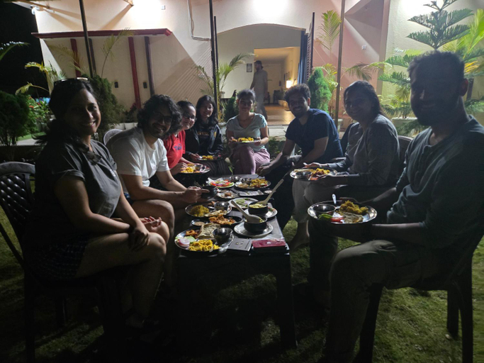 Food & Drinks 4, Jim Corbett Guest House, Nainital