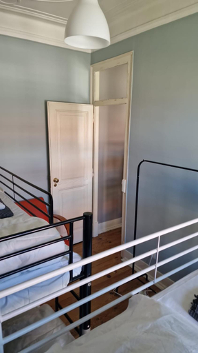 5, D&N Hospedagem-Almirante, Lisbon