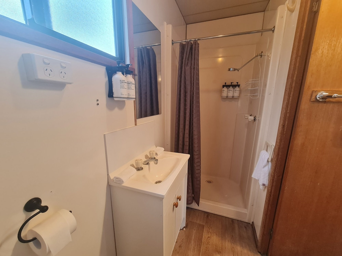 Bathroom, Discovery Parks - Mornington, Clarence