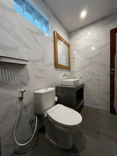 Bathroom 5, Kalih Homestay Bali, Badung
