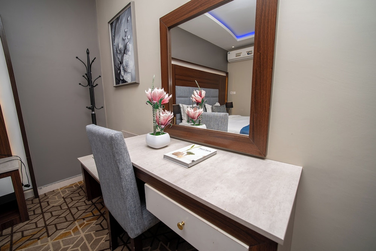 Bathroom 5, Swat Serviced Apartments, Dammam
