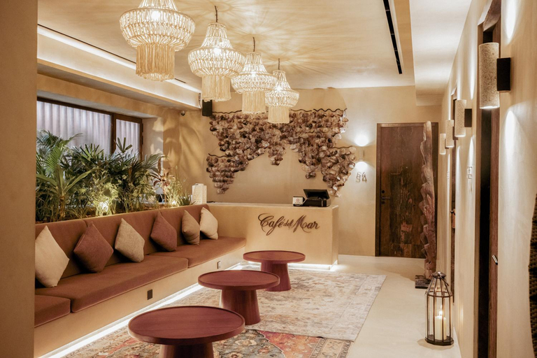 Public Area, Cafe del Mar Hotel, Phuket Island