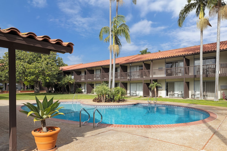 Sport & Beauty, FOUND Hotels, Santa Barbara, Series by Marriott, Santa Barbara