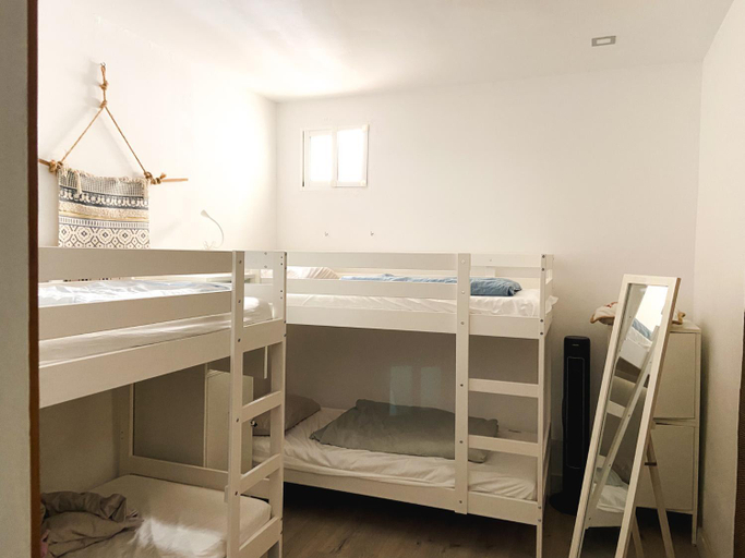 Bedroom 5, Aguita Surf Lodge, Las Palmas