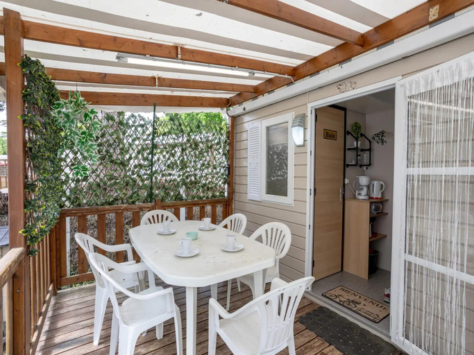 Others 5, Mobile Home with Plancha Pool Access, Vendée