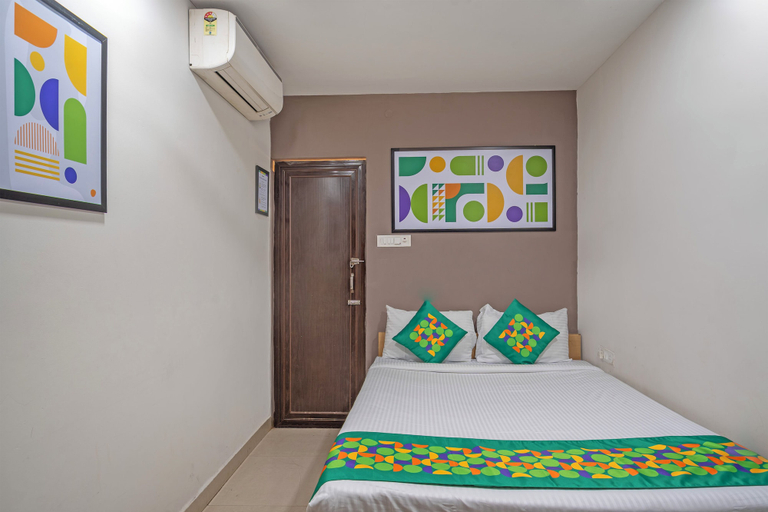 Room 2, Treebo Greenland Grand, Khordha