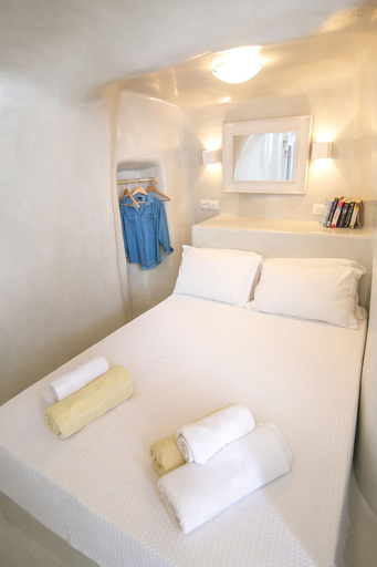 Bedroom 5, White Cave House, South Aegean
