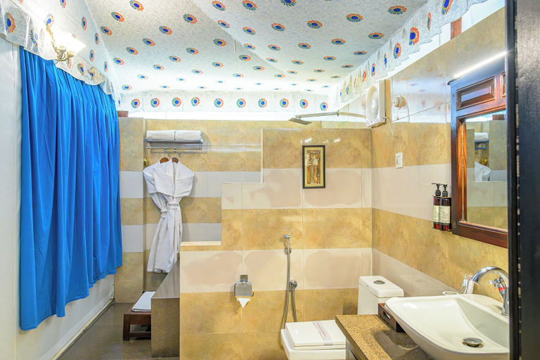 Bathroom 3, Rawai Luxury Tents, Ajmer