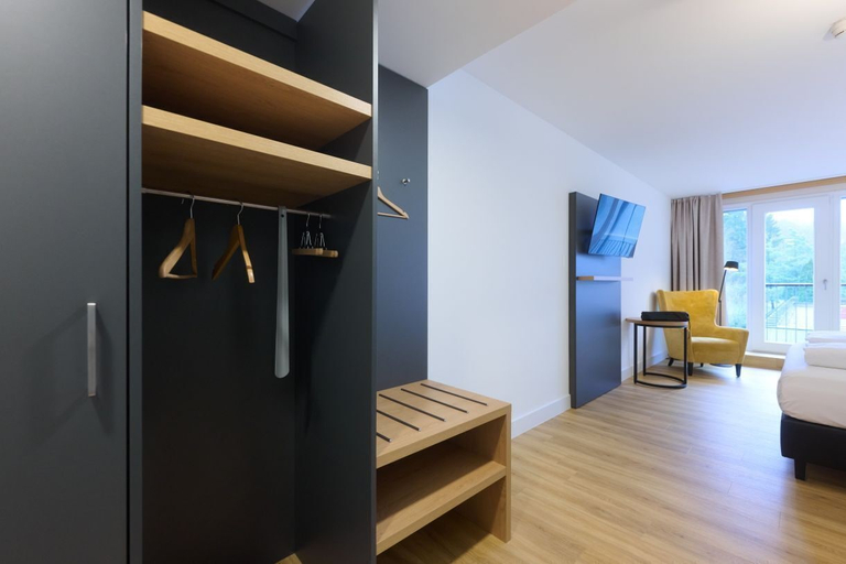Bedroom 3, Collegium Glashütten GmbH, Hochtaunuskreis