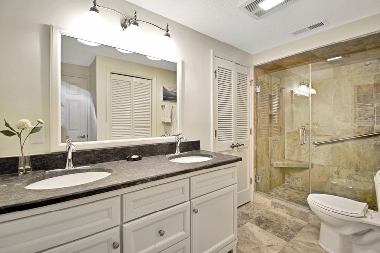 Bathroom 3, Chetola Premier Condominiums, Watauga