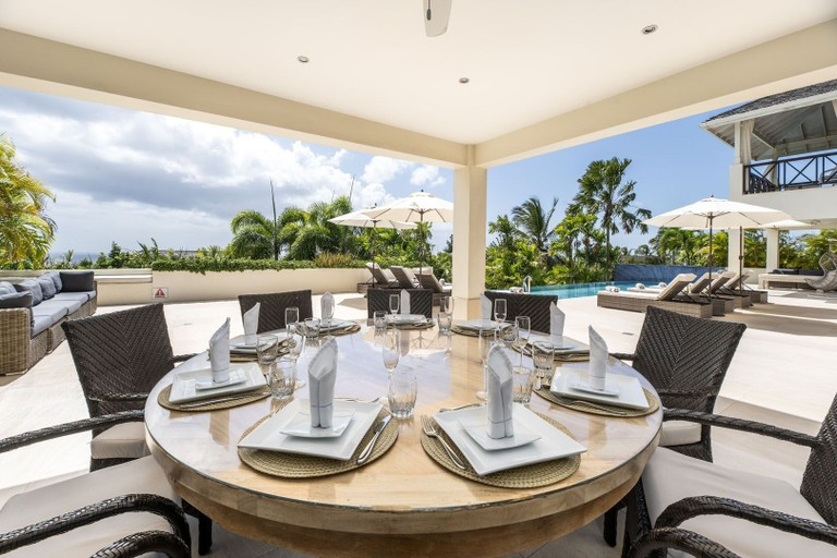 Food & Drinks 5, Infinity House by Blue Sky Luxury