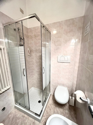 Bathroom 4, Locanda al Santuario, Verona