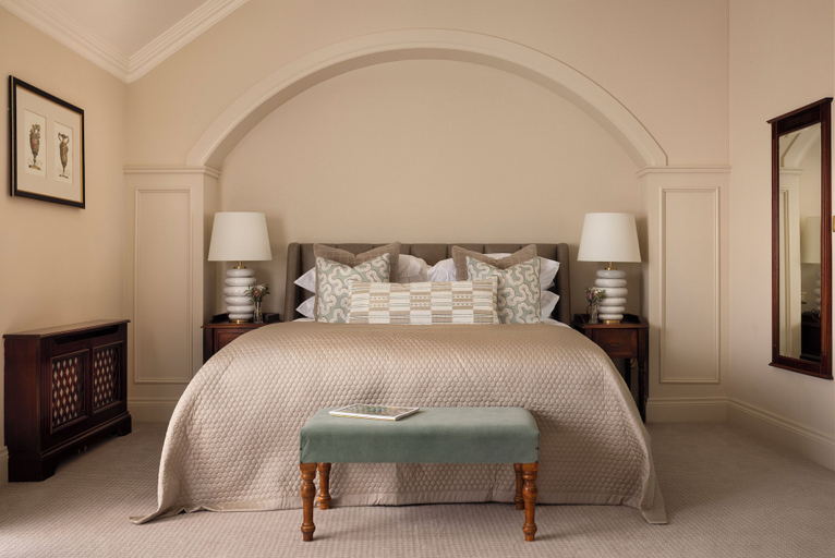 Bedroom 3, Butler Arms Hotel