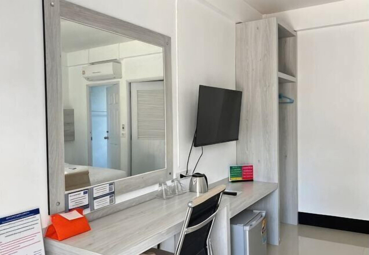 Room 4, Babaline Hotel, Muang Si Sa Ket