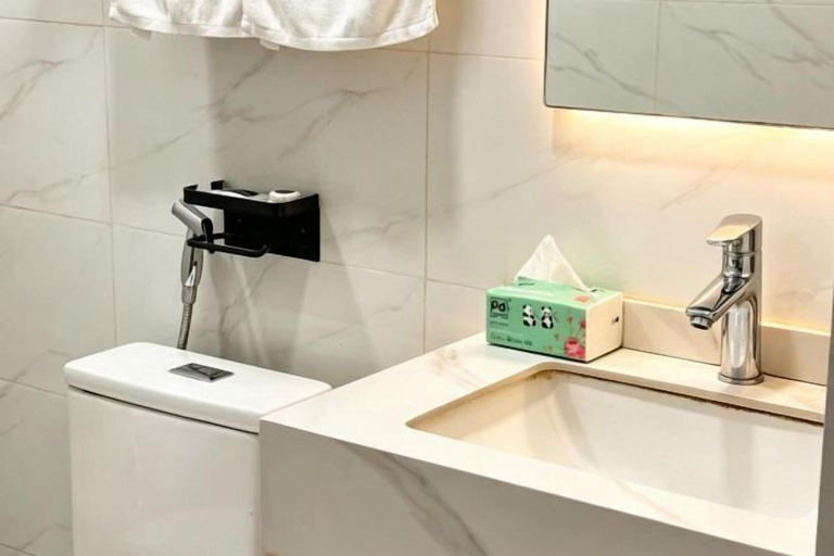 Bathroom 4, ZHIYUANTA HOTEL, Vientiane