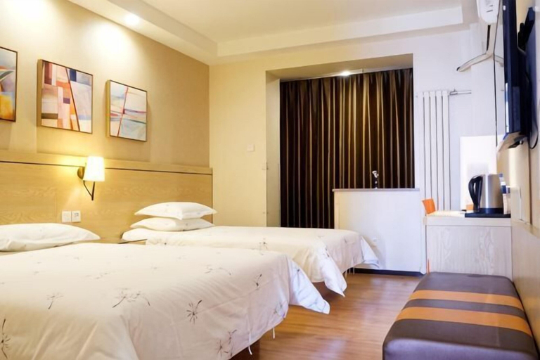 Bedroom 3, Guijing Business Hotel, Beijing