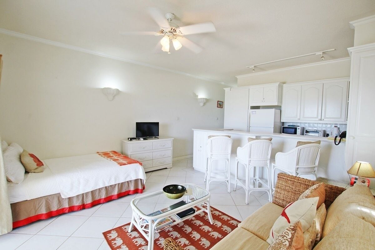 Bedroom 3, Leith Court by BSL Rentals