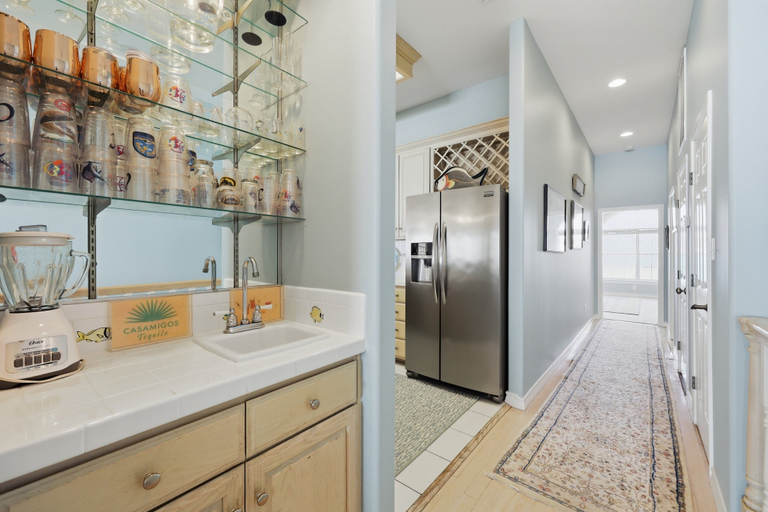 Interior 2, Incredible Views From Oceanfront 3 Bedroom  Townhouse by RedAwning, Cameron