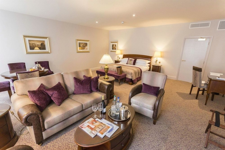 Others 4, Swan's Nest Hotel, Warwickshire