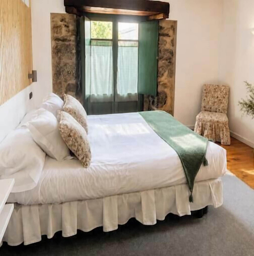 Bedroom 2, La Villa de Palacios, Cantabria