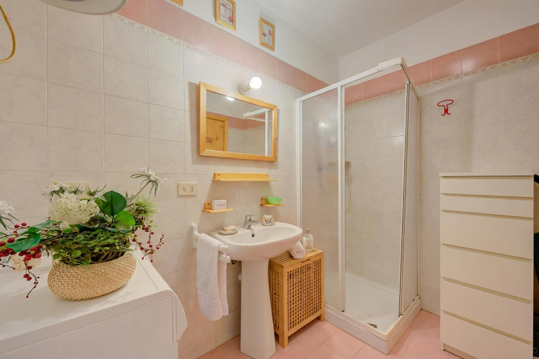 Bathroom 3, Studio Grange Nest Ski & Relax, Torino