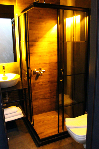 Bathroom, Fair Hotel, Bakırköy