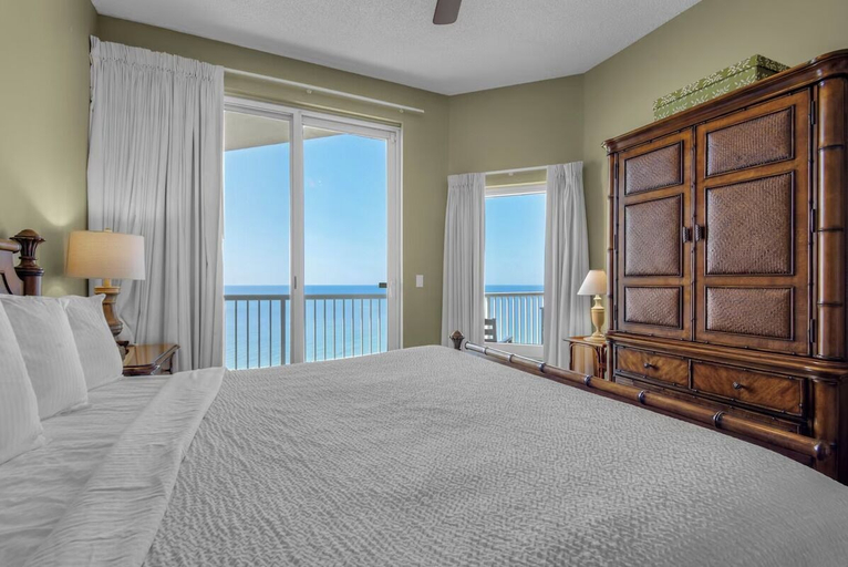 Bedroom 1, Inn At Summerwind 1405, Escambia