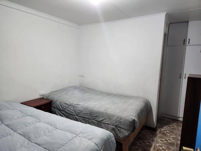 2, Hostal Tamarhugo, El Loa