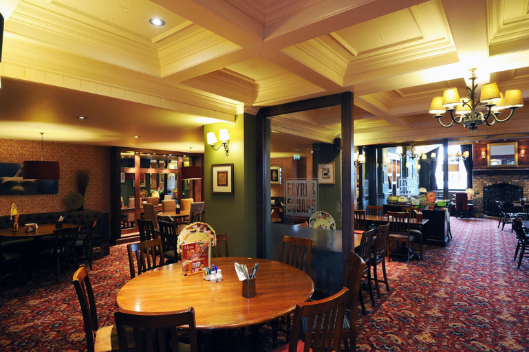 Food & Drinks 4, Premier Inn Northampton South - Wootton, Northamptonshire