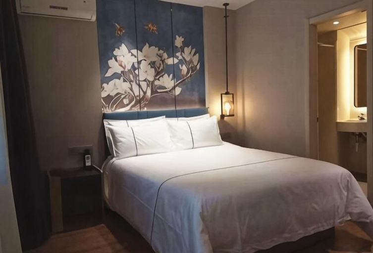 Bedroom 4, Jinjiang Inn (Beijing Wangfujing), Beijing