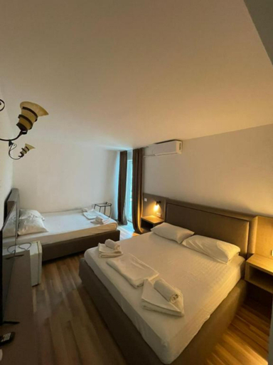 Bedroom 2, Hotel Mona Ulcinj