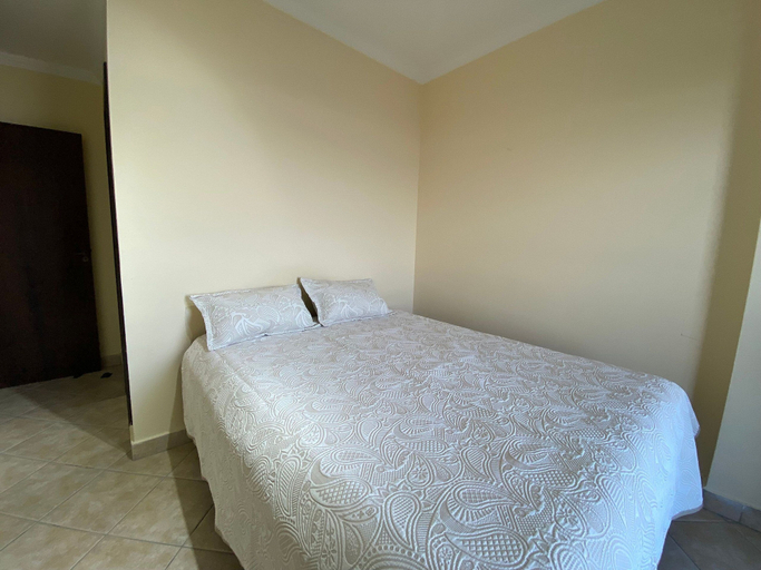 Bedroom 3, Costa do Marfim, São Vicente