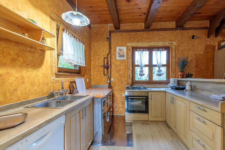 Others 4, Chalet Zavrh with Private Heated Pool, Brod Moravice
