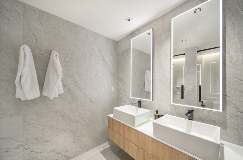 Bathroom 4, Allure 505 3 Bedroom Apts