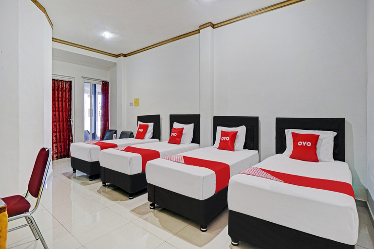 Others 5, Hotel O Victory, Malang