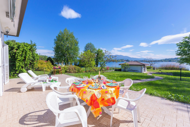 Food & Drinks, Villa Martine Au Bord Du Lac, Varese