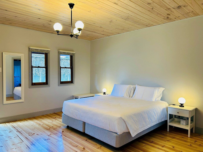 Bedroom 2, Tread Lightly Cabins, Adelaide