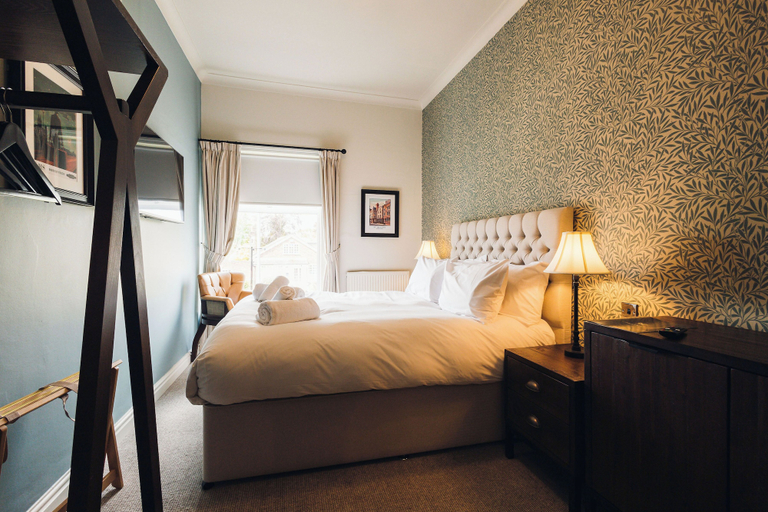 Bedroom 2, Griffin Inn, Saint Helens