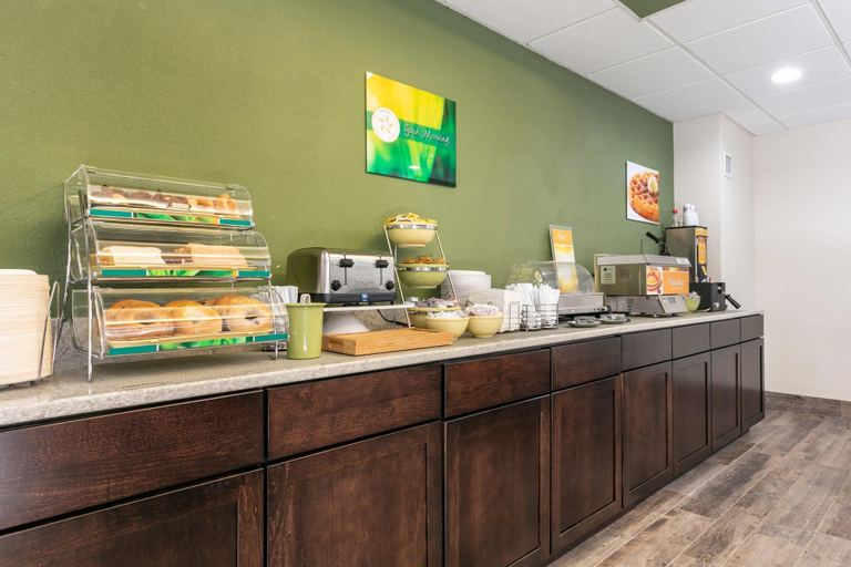 Food & Drinks 5, Quality Inn Cape Girardeau North, Cape Girardeau