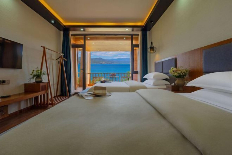 Bedroom 3, Lugu Lake Scenic Area Jingchen · Lake View Hotel, Lijiang