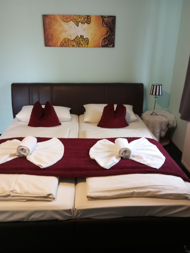 Bedroom 3, Hotel Al Cavallino, Rottal-Inn