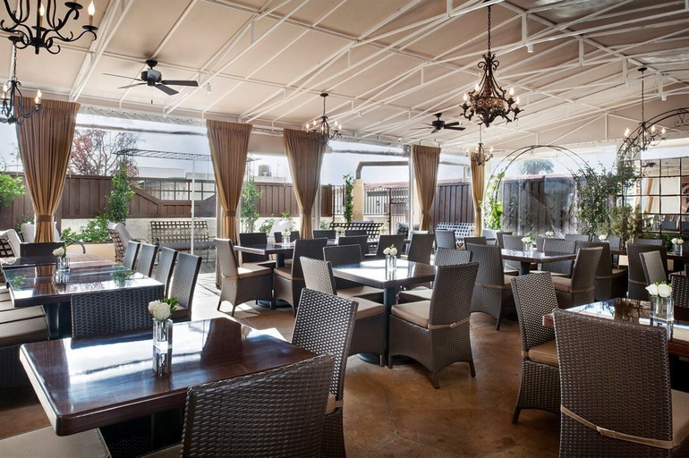 Food & Drinks 5, Empress Hotel of La Jolla, San Diego