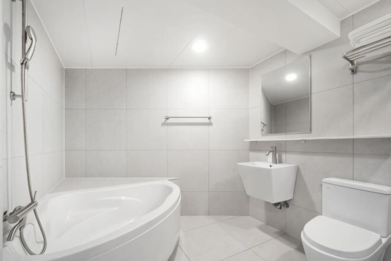 Room 3, Seomyeon Haydn Hotel, Busanjin