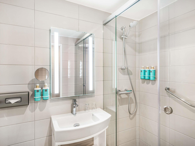 Bathroom 5, Novotel Szeged, Szeged
