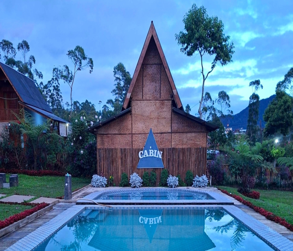 Others 2, Cozzy Artana Cabin, Bandung